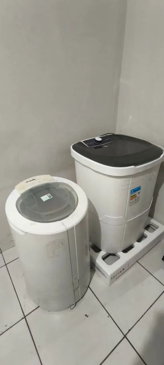 Máquina e centrifugadora 