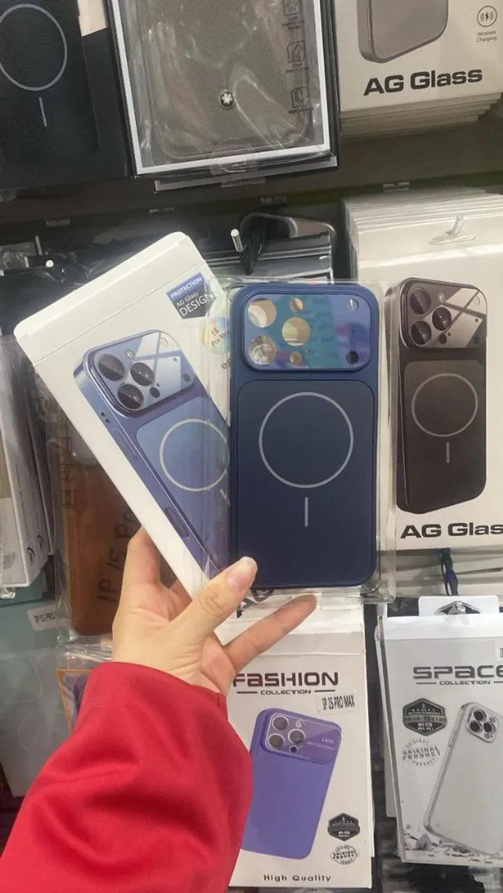 Capa que imita o iPhone 17 Pro Max Laranja  - Foto 4