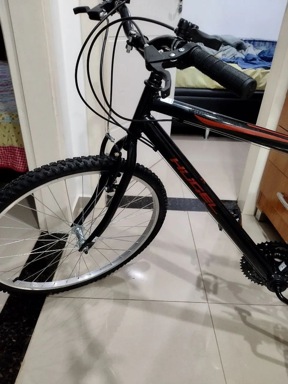Bicicleta Hugel nova aro 26 - Foto 3