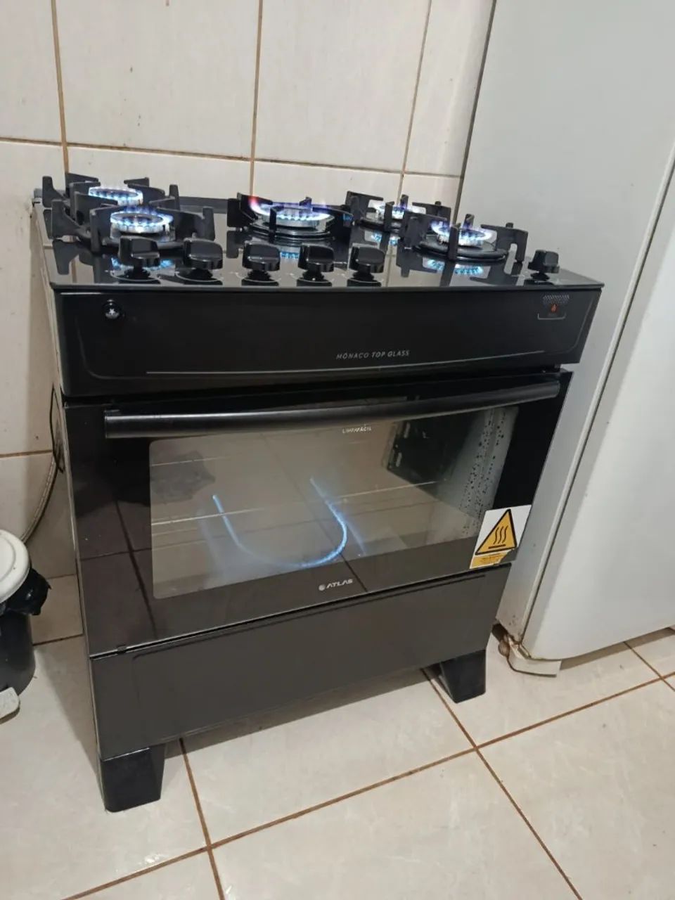 Fogão Atlas 5 bocas mesa de vidro está Praticamente novo  - Foto 6