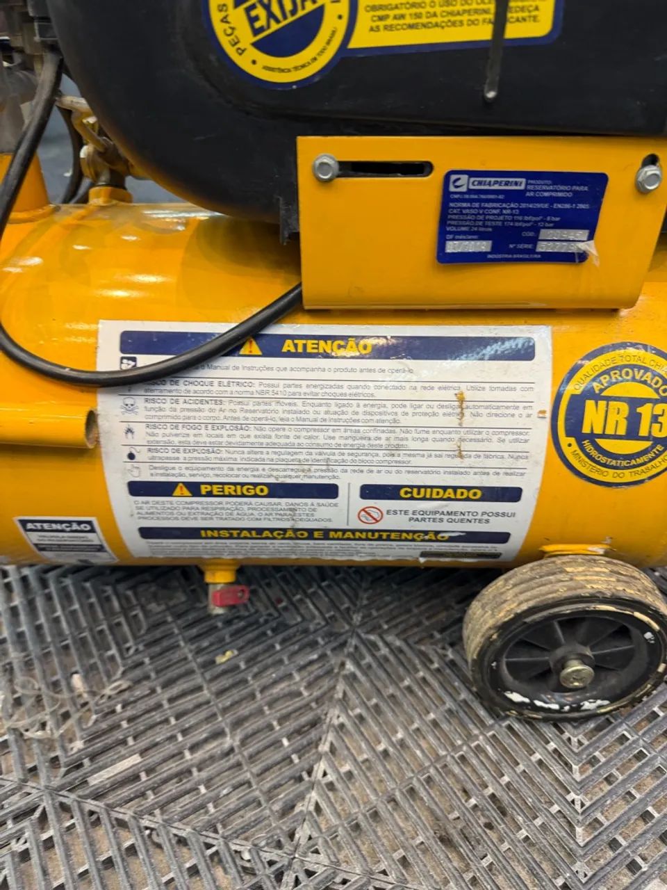 Compressor de Ar 24 Litros - Foto 3