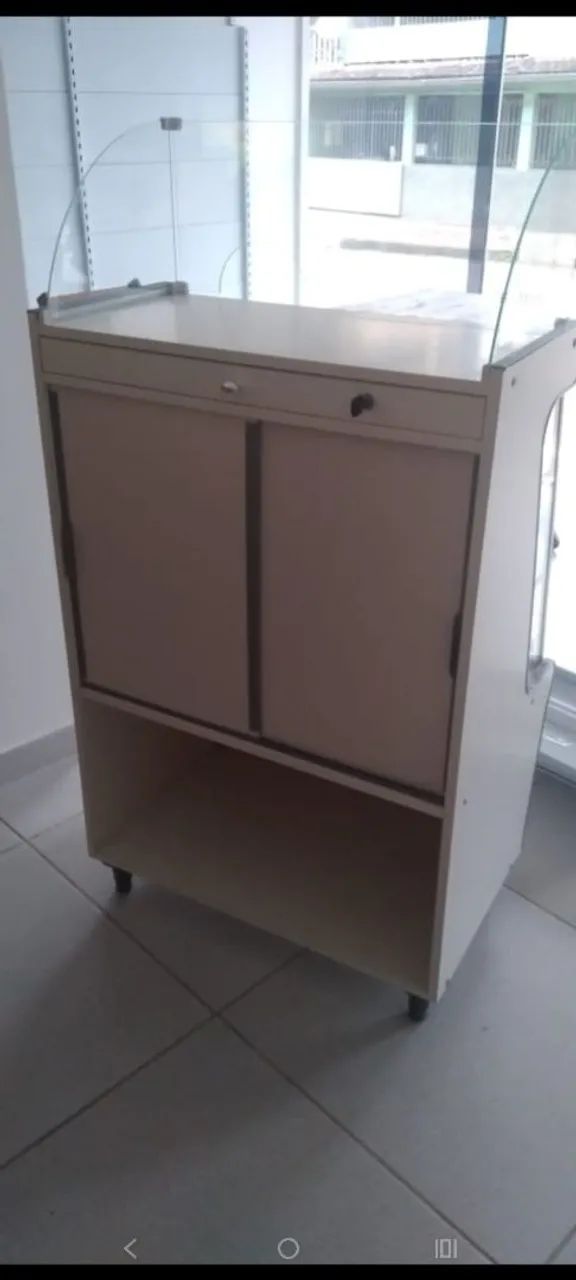 Balcão para Caixa Pouco vezes usado MDF  - Foto 3