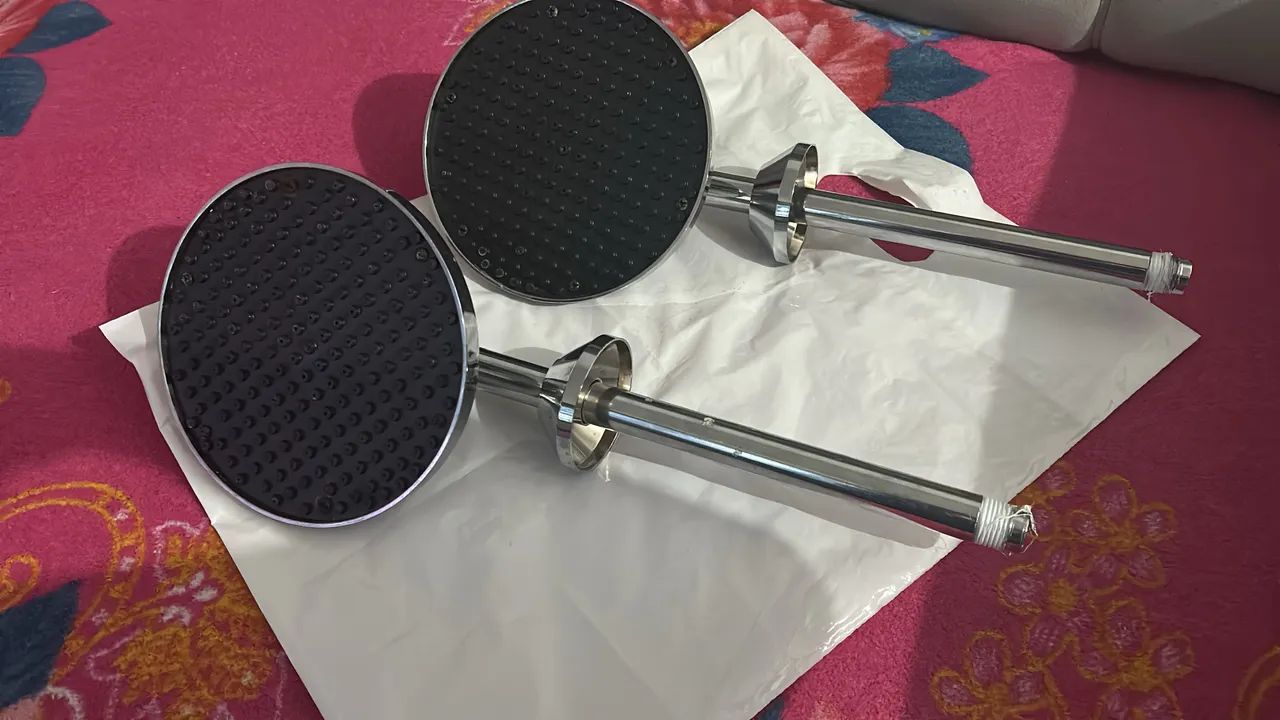 Showers432958388558909441