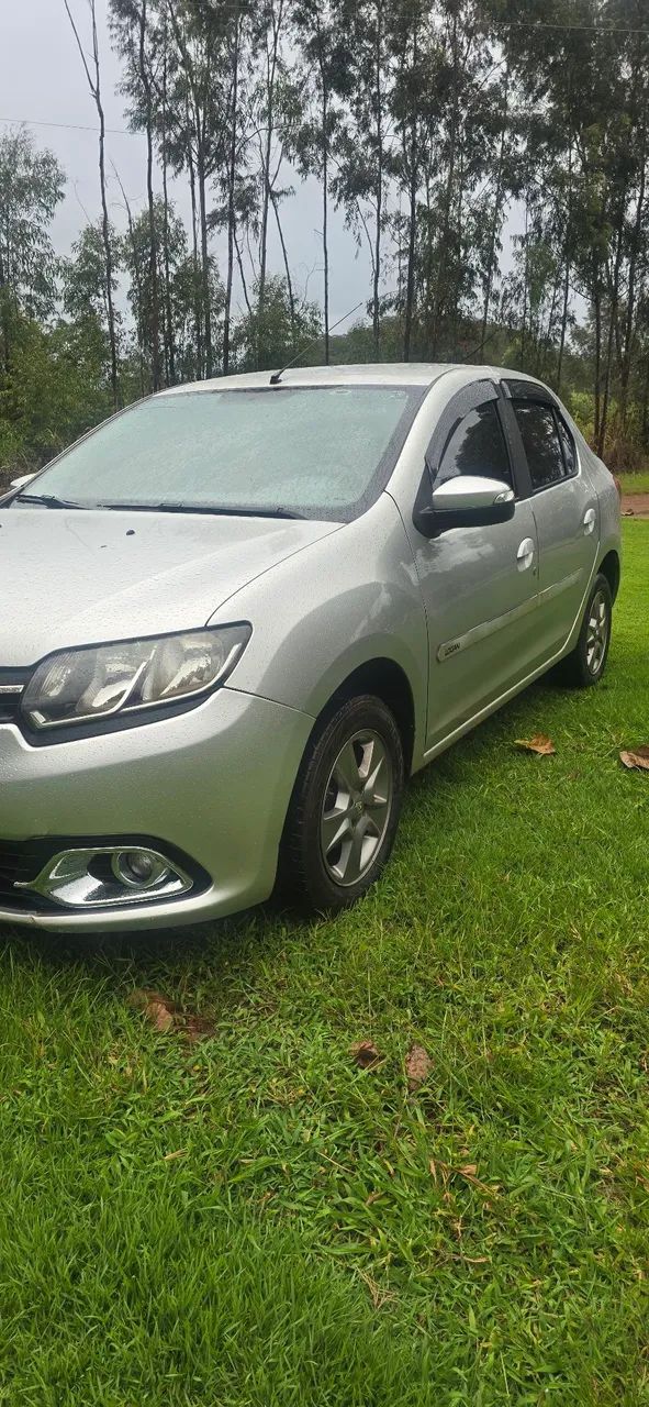 Renault Logan Expression Hi-flex 1.6 8V 4P 2017 - Foto 4