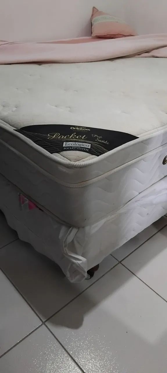 Vendo Conjunto cama + box