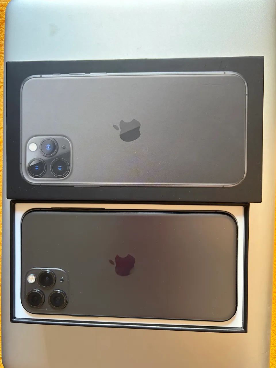 iPhone 11 Pro - 256 GB  - Foto 2