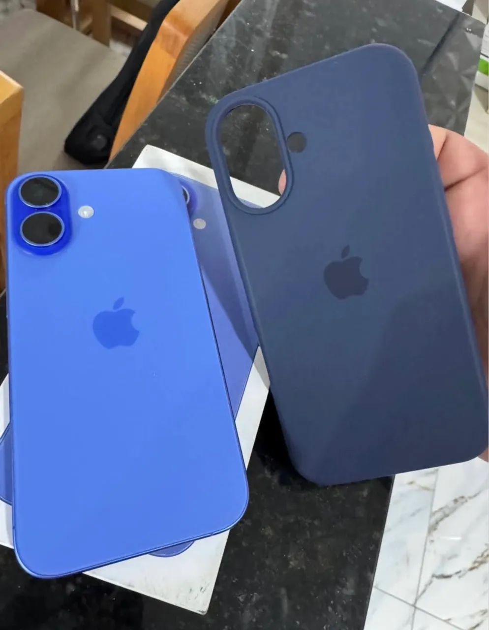 iPhone 16