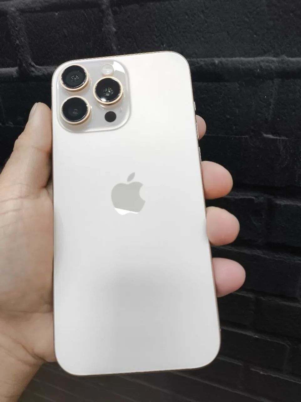 iPhone 16 pro max semi novo - Foto 3