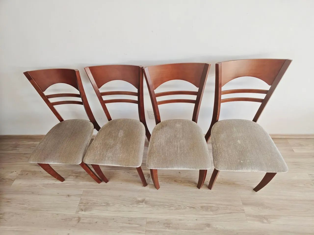 Mesa de jantar 4 lugares493645451389184005
