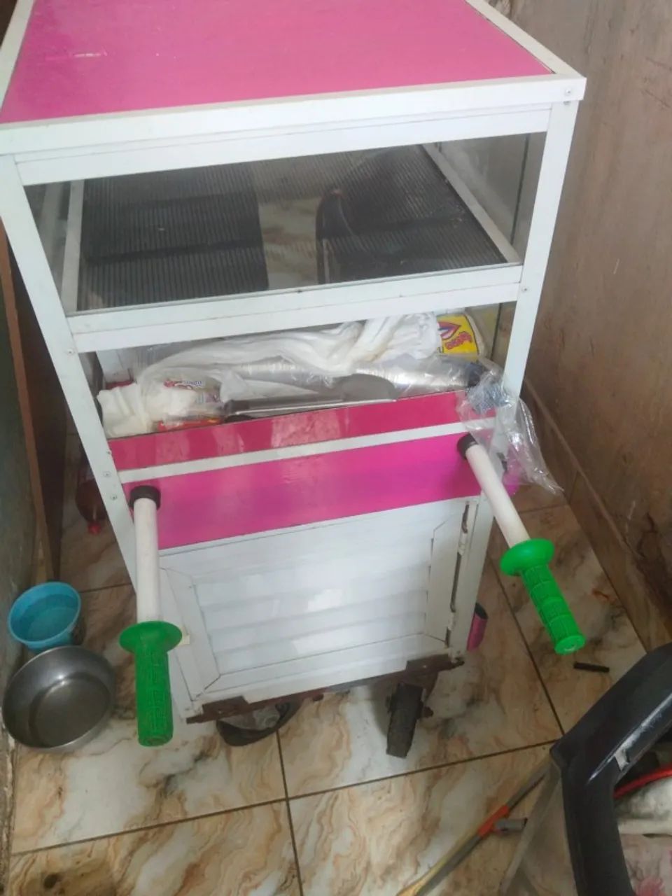 Carrinho de lanche pouco usado