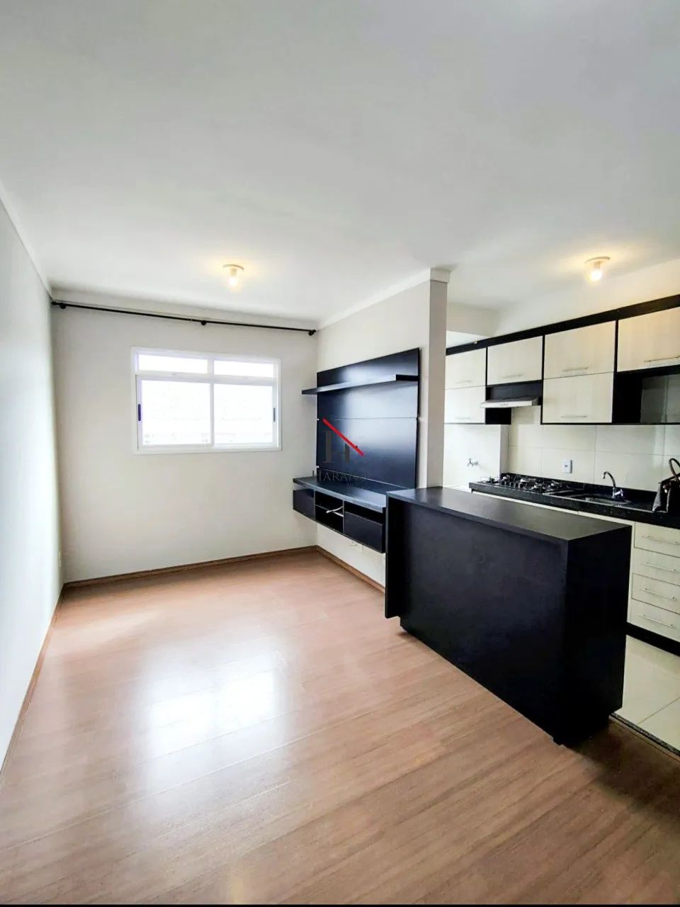 Apartamento com 2 dormitórios próximo ao Terminal do Vivi Xavier