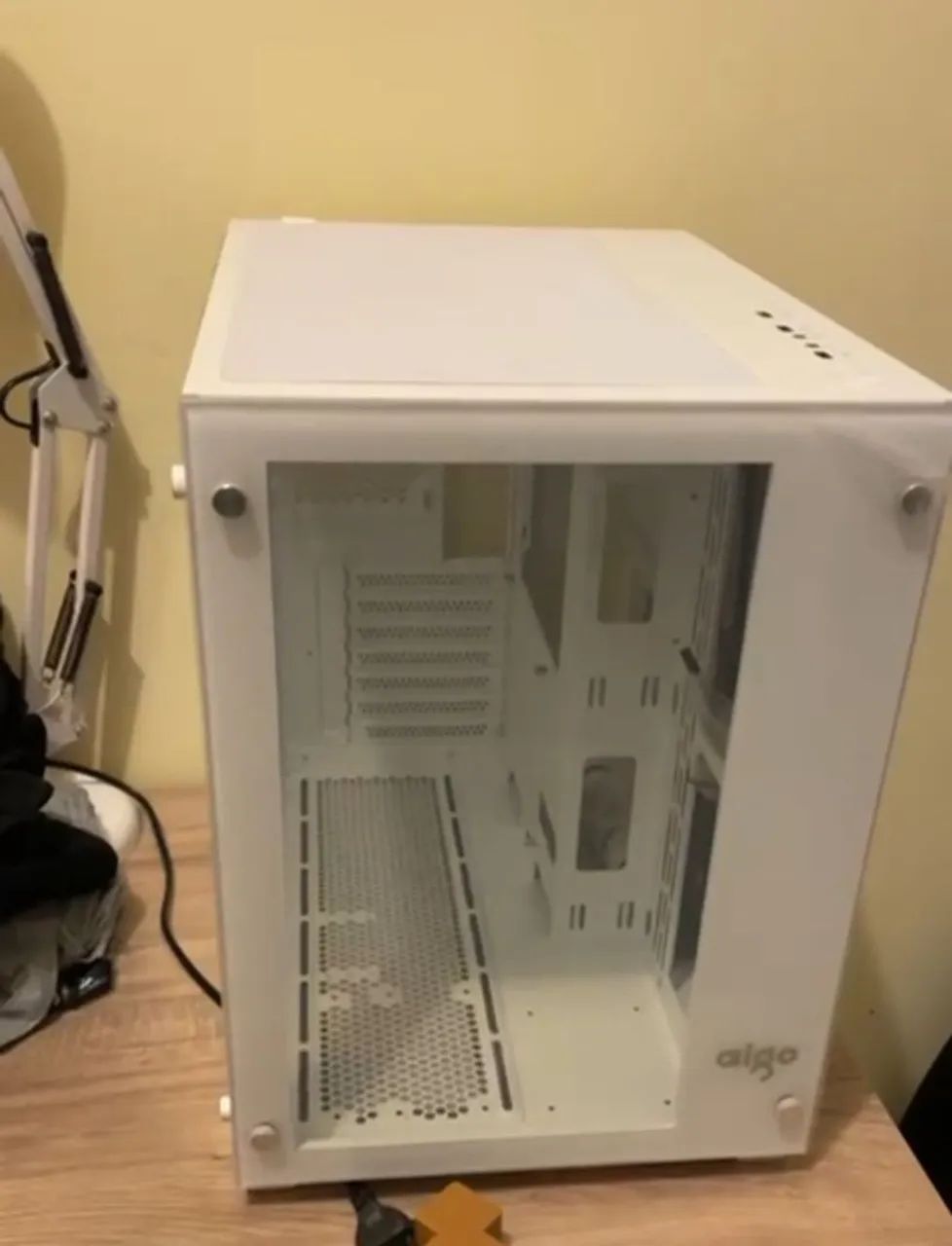 Gabinete Aigo Darkflash Branco