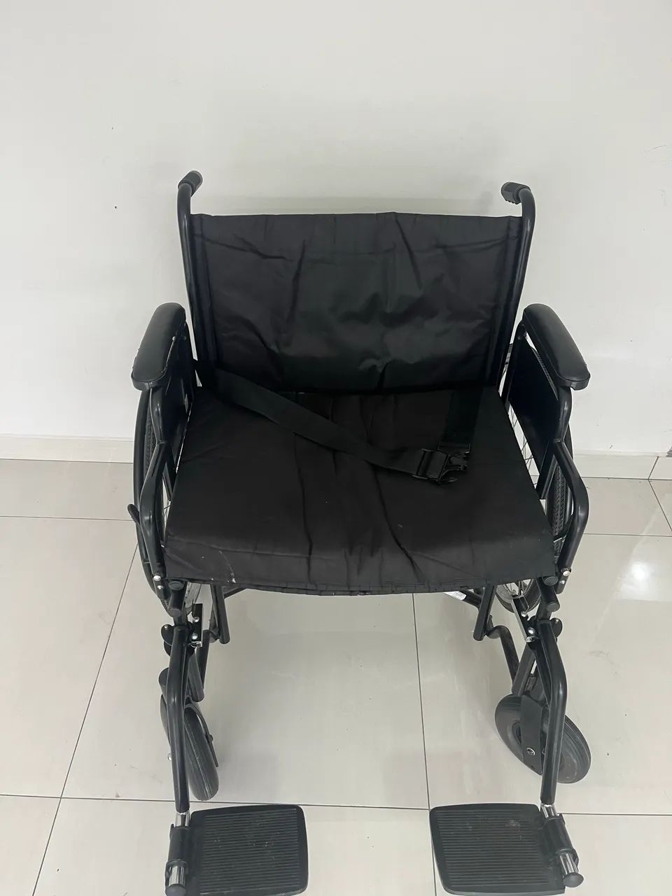 Cadeira de rodas 150kg - Foto 2