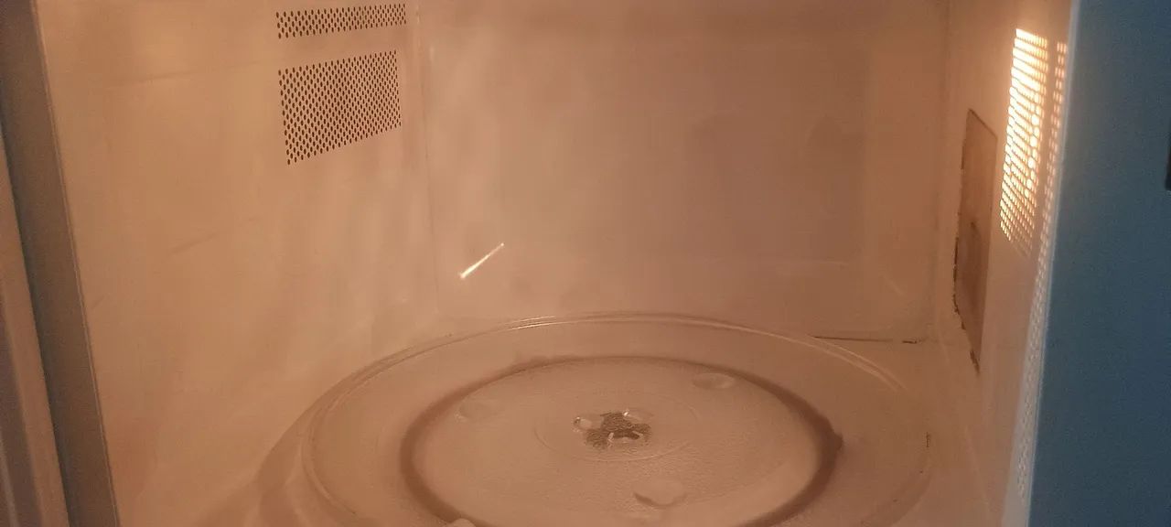 Microondas funcionando perfeitamente  - Foto 4