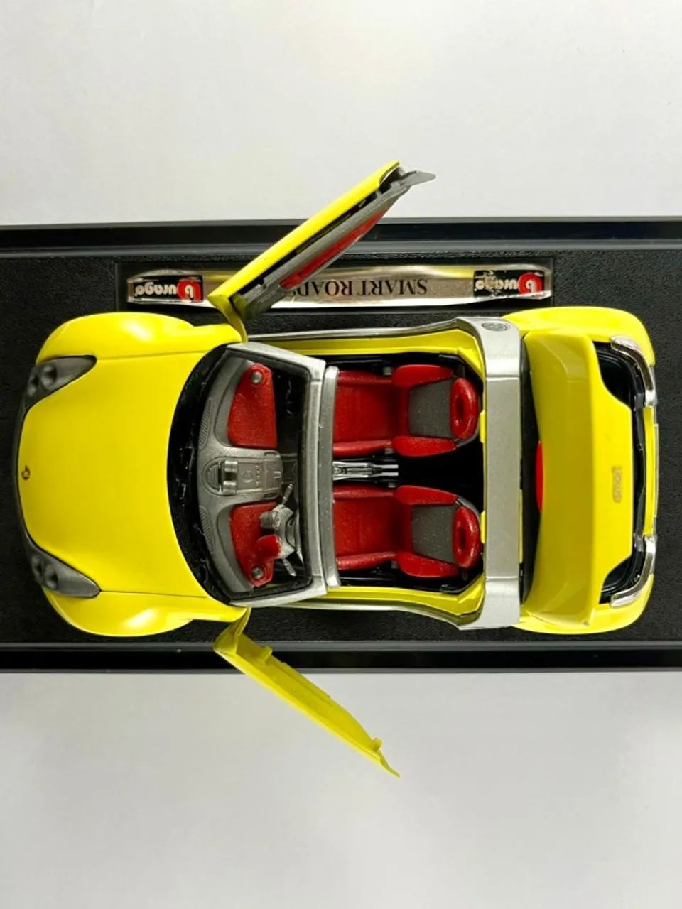 Miniatura Smart Roadster Escala 1/18 | Bburago - Hobbies e