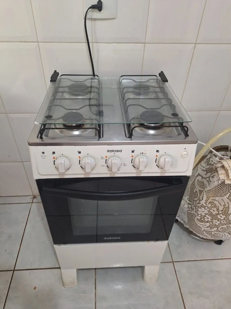 Fogão 4 bocas Itatiaia com acendedor automático