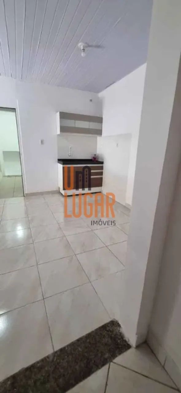 Um Lugar Imóveis aluga: Apartamento kitnet de 2 quartos na Avenida João Paulo II, esquina  - Foto 6
