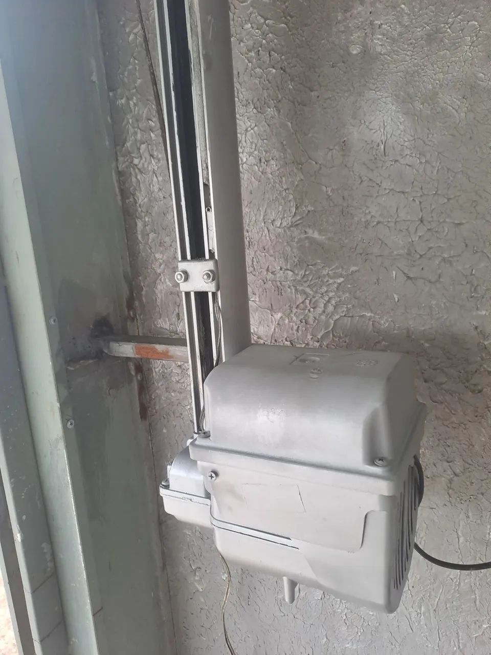 Manutenção em portão automático em geral  - Foto 4