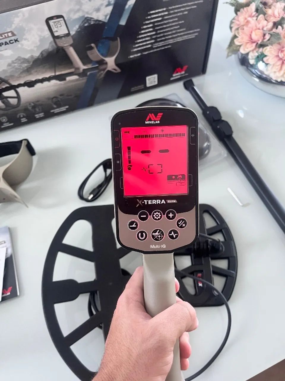 Detector de Metais Minelab X-Terra Elite Expedition Pack - Foto 4