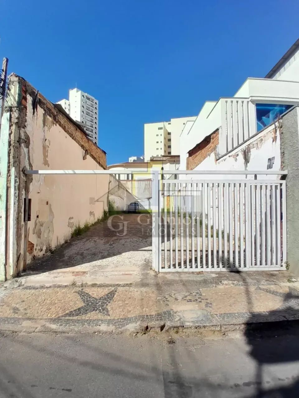 Ótimo Terreno com 217m², Cambuí, Campinas (SP)