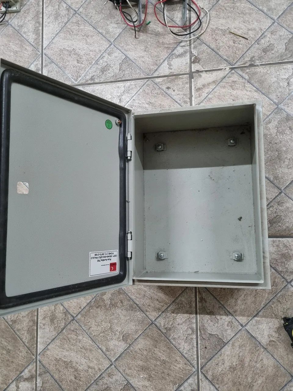 Panel eléctrico64985877222274120