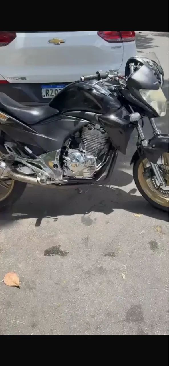 CB 300 montada Turbo 