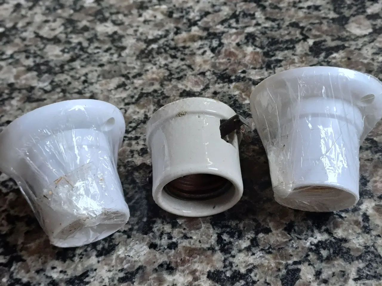 Bocal para lâmpada 3 por 10 - Foto 2