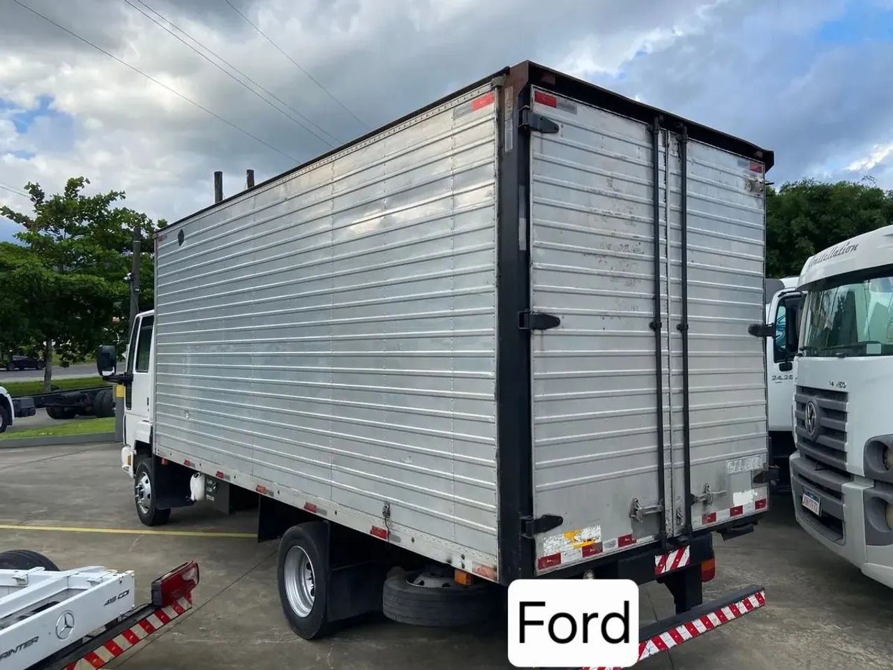 Ford 815 - Foto 5