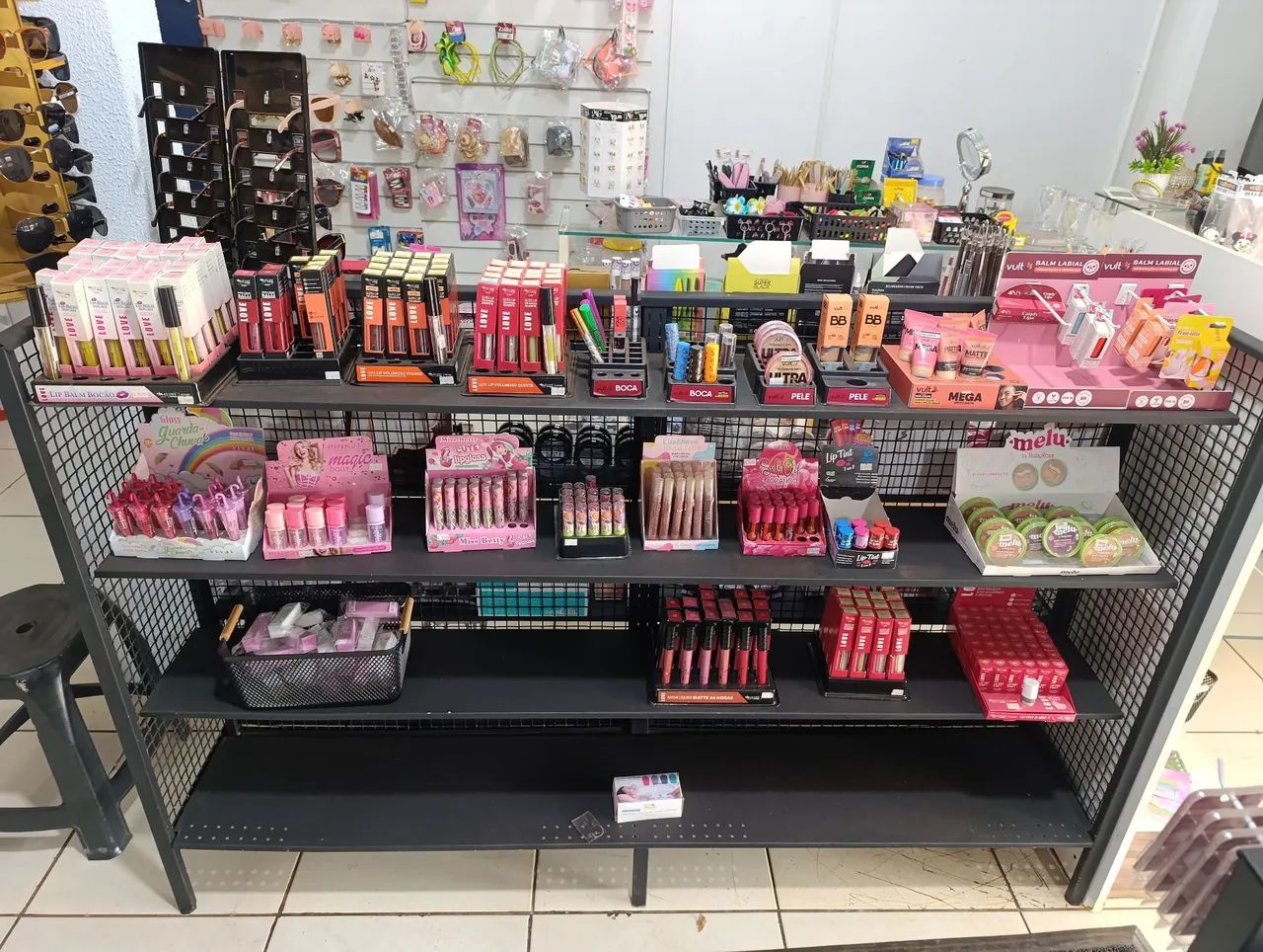 Vendo Loja Cosméticos e Acessórios  - Foto 3