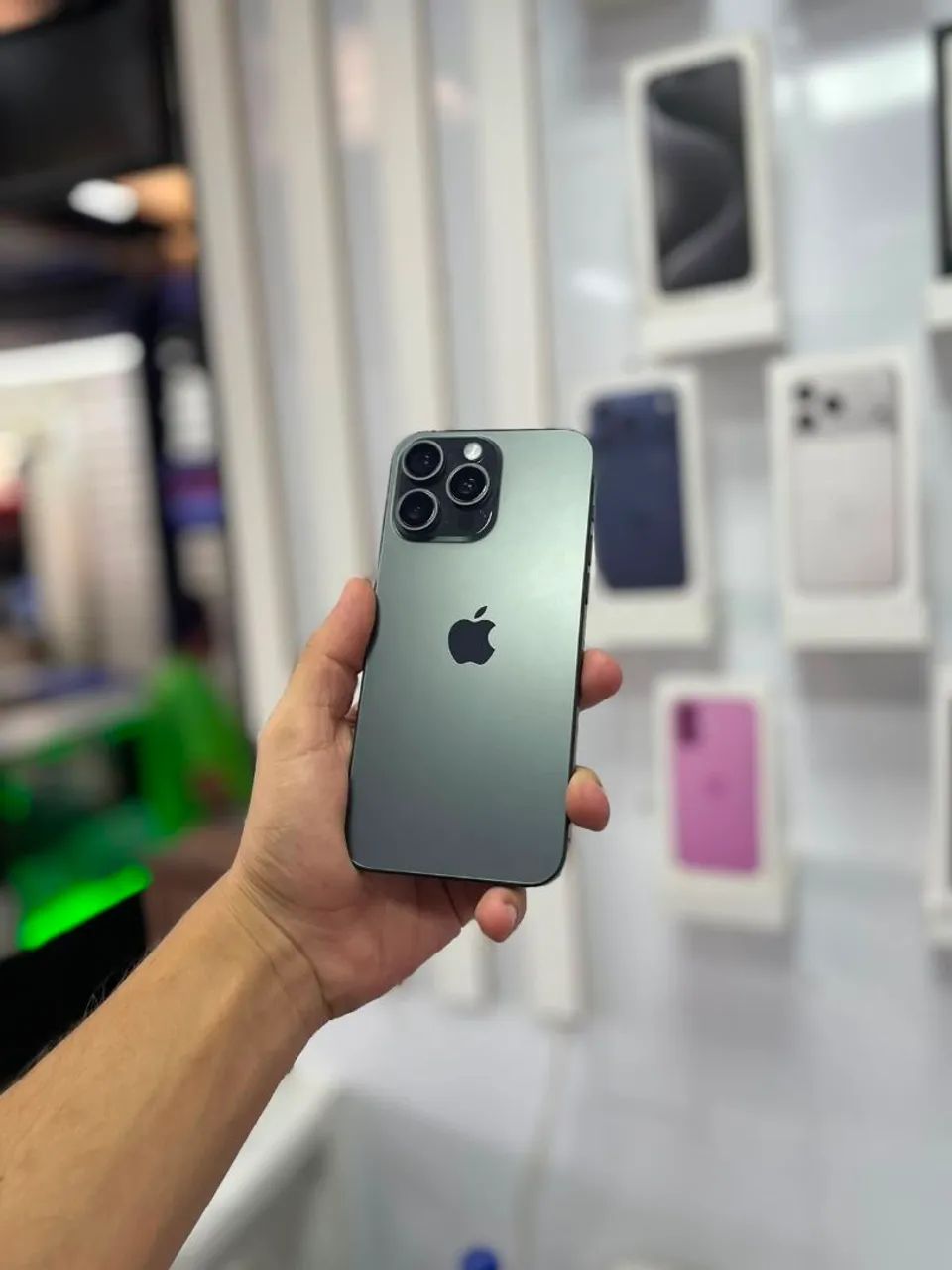iPhone 15 Pro Max - 512GB <br>?4.599,00