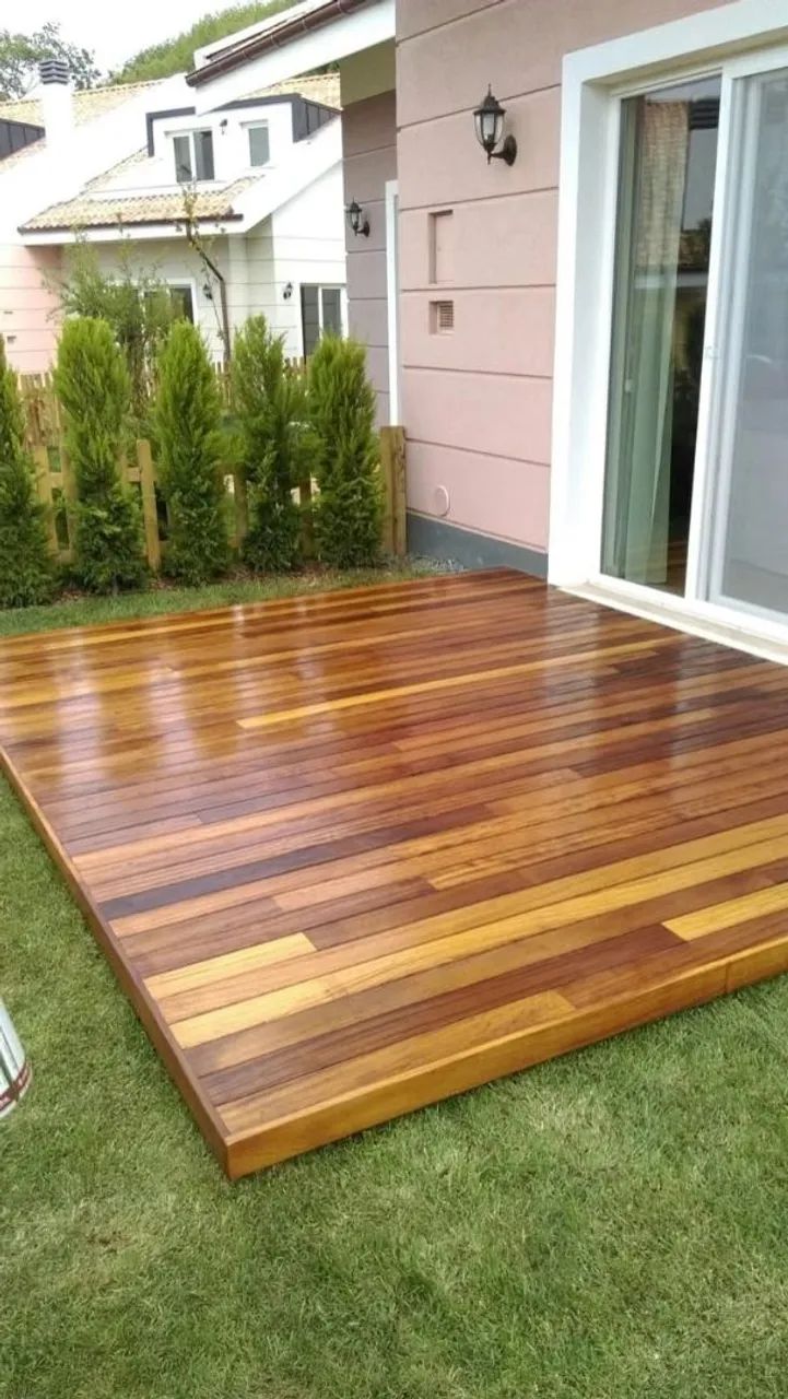 Deck de madeira para sob medida 
