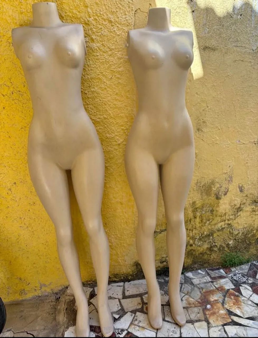 Vendo manequim feminino 