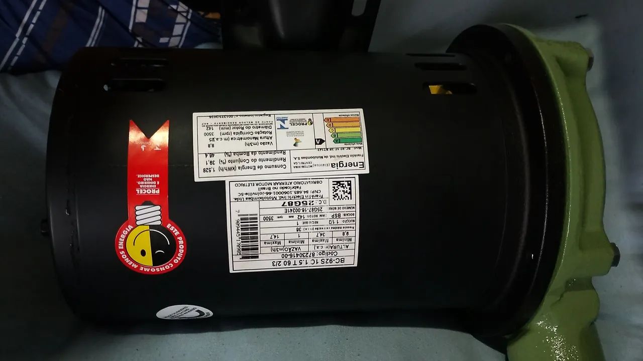 Bomba de água Weg  - Foto 2