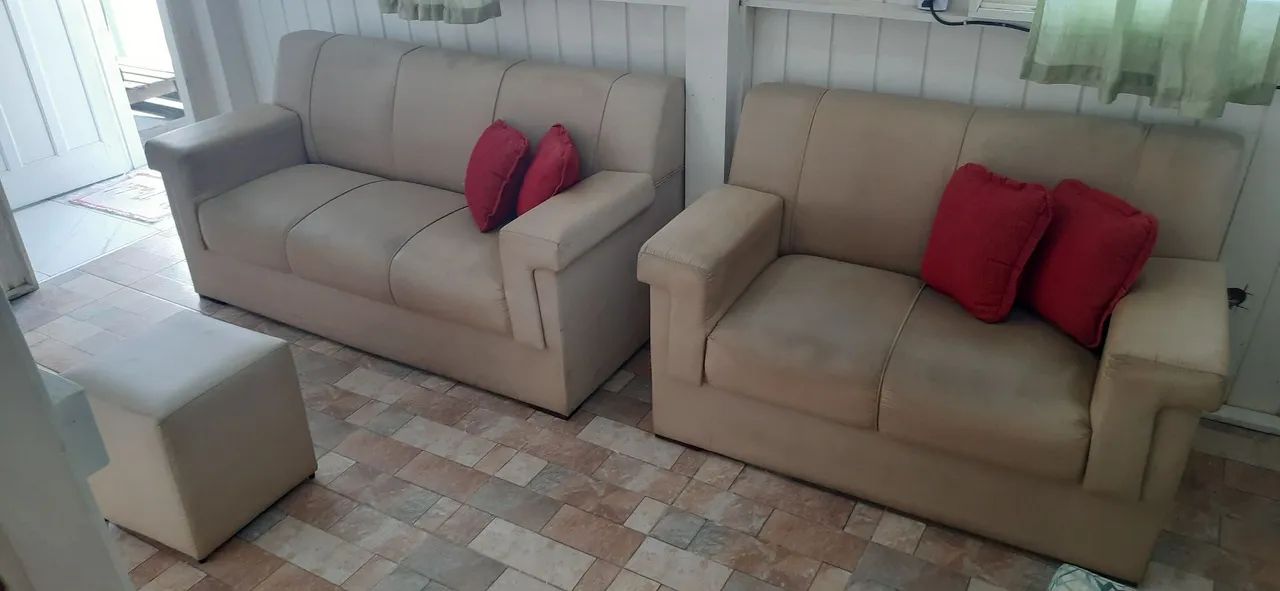 Sofa de 2 e 3 lugares-com puff - Foto 3