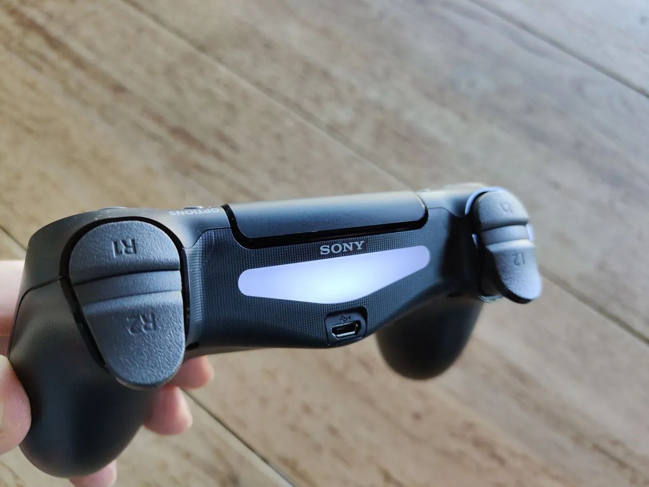 Controle em fio DualShock 4 - Foto 5