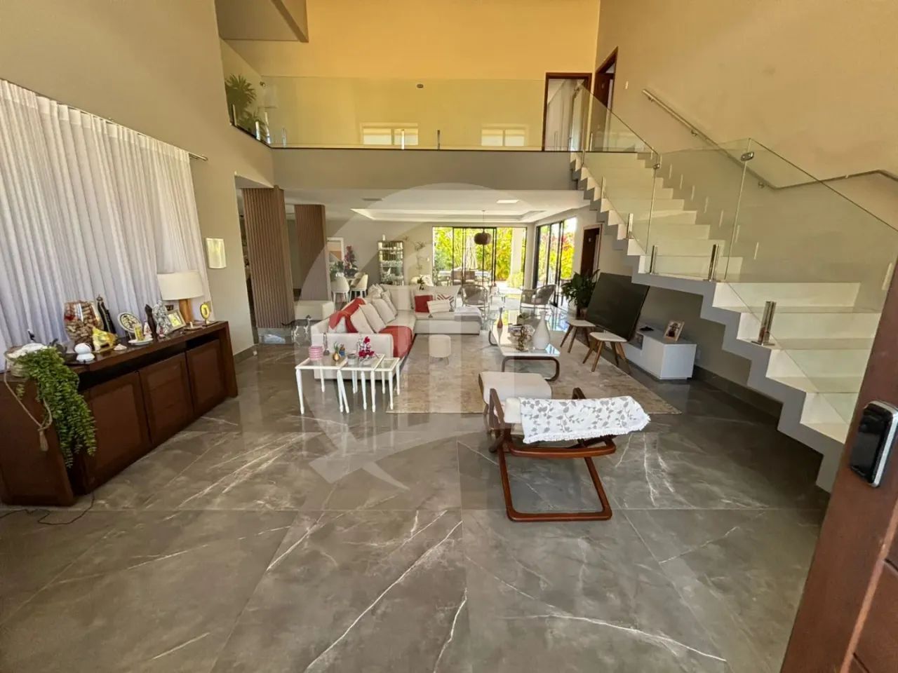 Viva o Luxo e a Exclusividade no Condomínio Lago Paranoá! - Foto 5