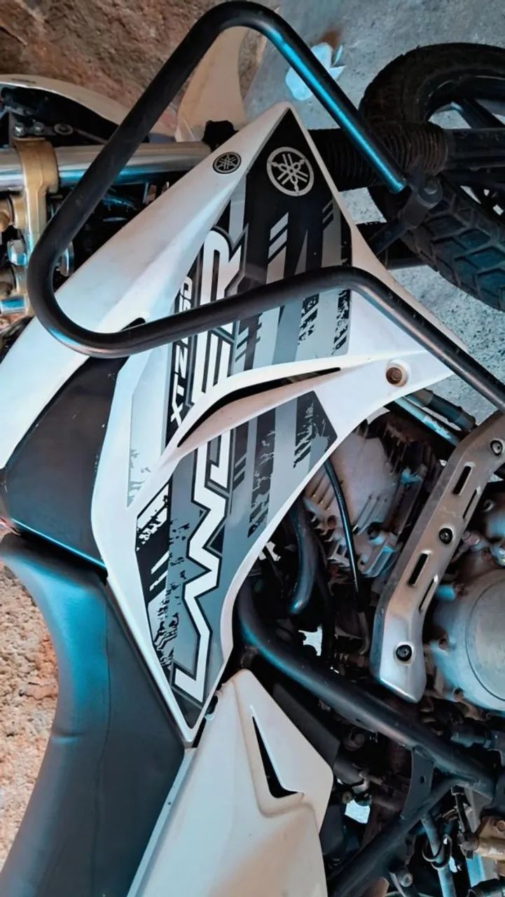 Vendo XTZ lander 250  - Foto 2
