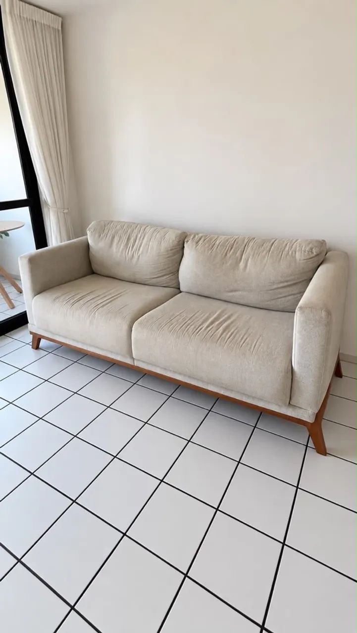 *Sofá 3 lugares* - Foto 2