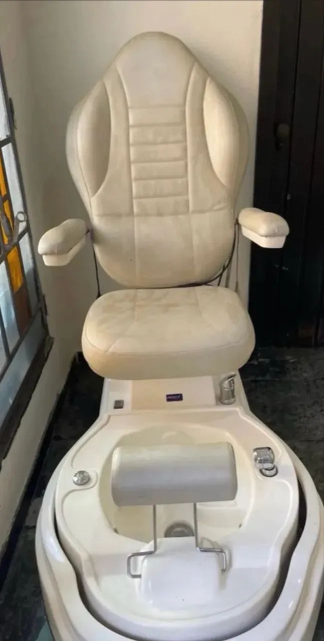 Cadeira Spa de Massagem - Pedicure e Salão de Beleza - Foto 3