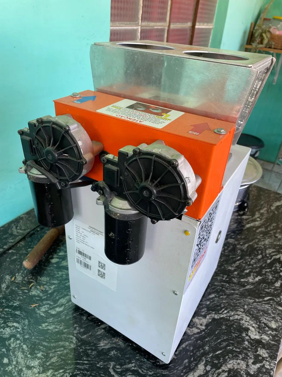 Vendo máquina de salgados 