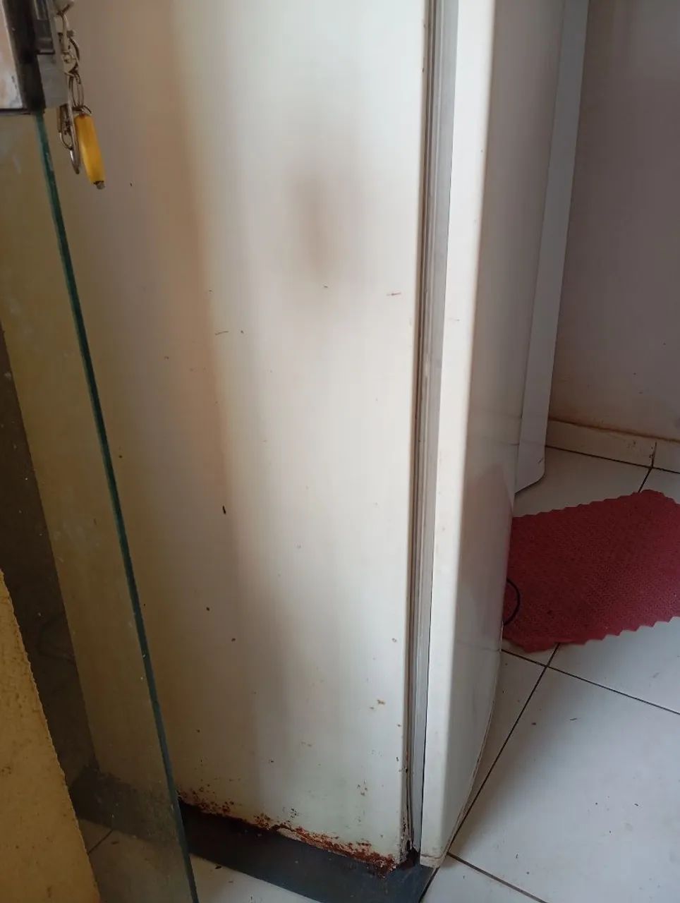 Vendo freezer Eletrolux 210 lts - Foto 4
