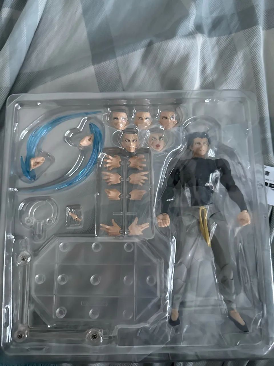 Garou revoltech one-punch man - Foto 2