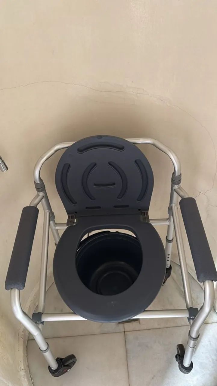 Cadeira de banho de alumínio  - Foto 3