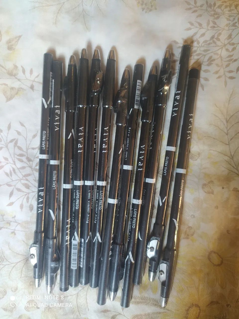 Vende se lápis de olho 3,00