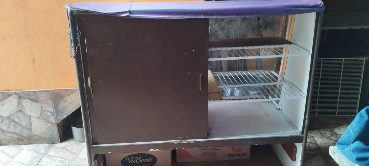 Vende-se Balcão seco espositor. - Foto 2