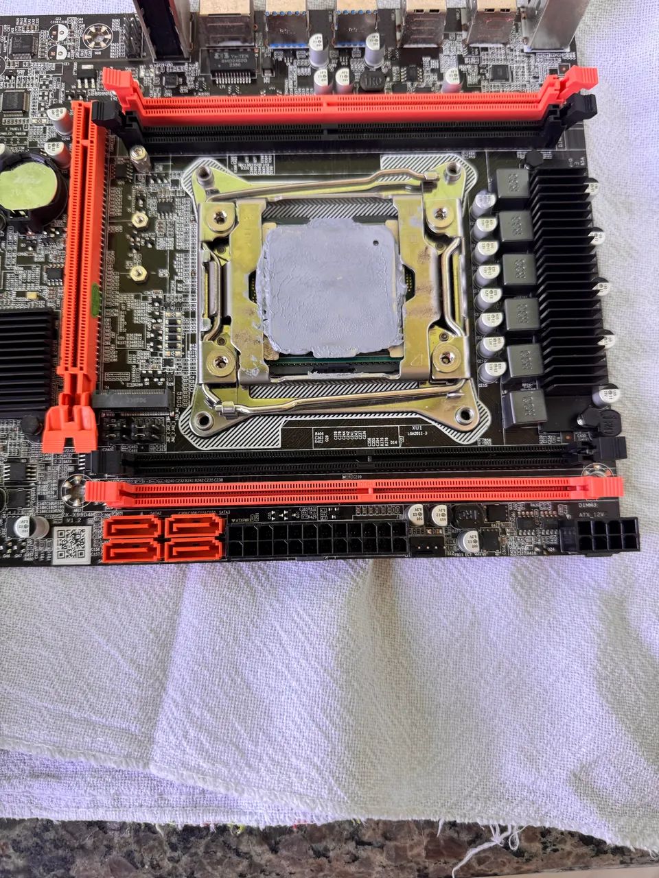 Kit Xeon 2667v4 - Foto 2