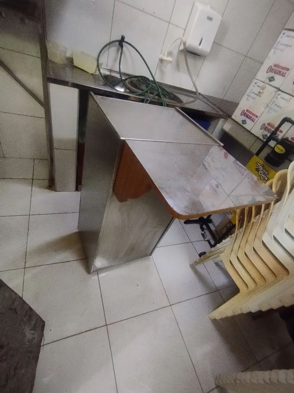 Vendo balcao aço inox com gaveta e escoradeira retratio - Foto 4