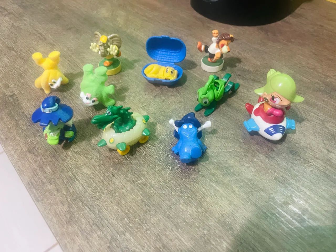 Lote 10 miniaturas Kinderovo  - Foto 2