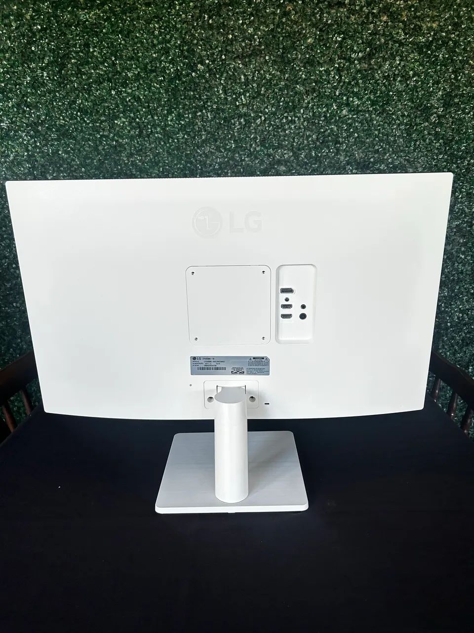 Monitor LG 4K 27' 60hz - Foto 2