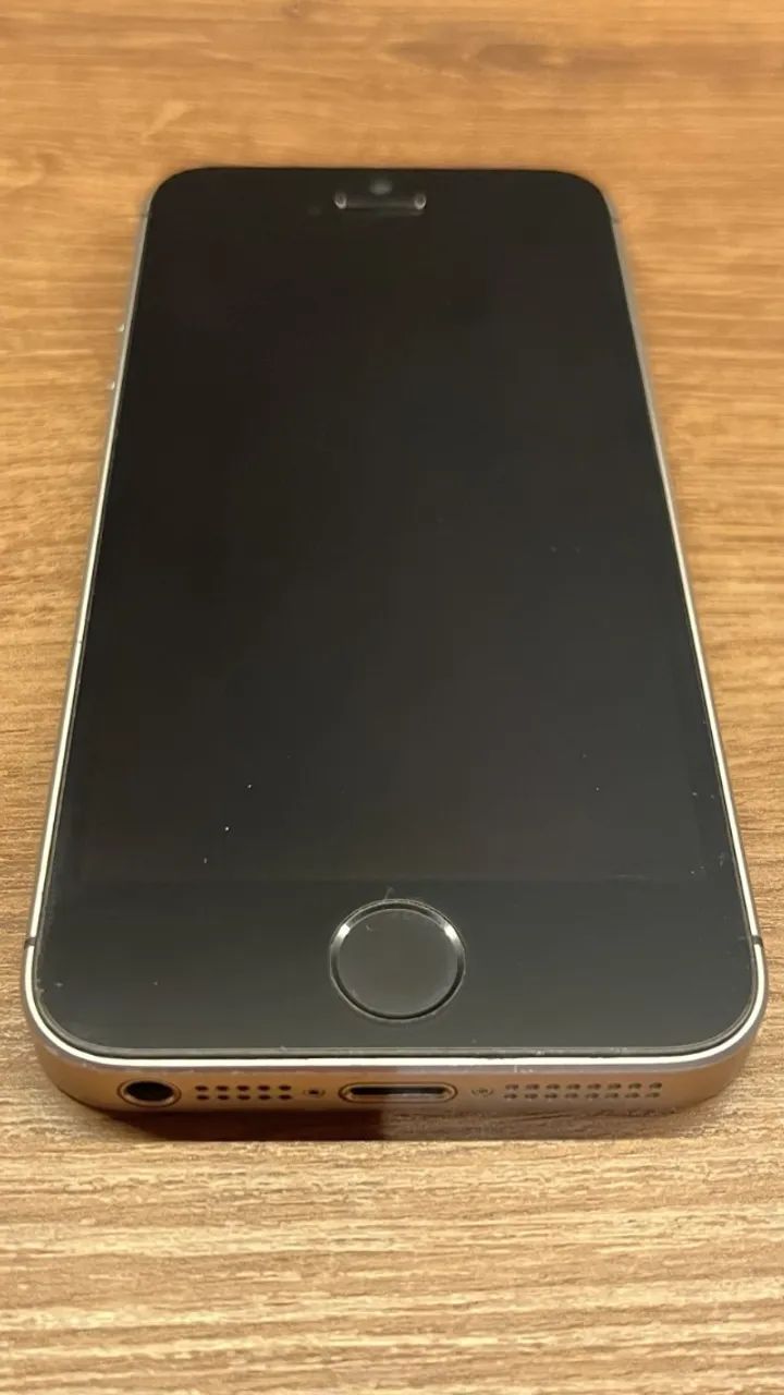 iPhone SE 128GB Cinza Espacial - Excelente Estado - Original - Foto 2